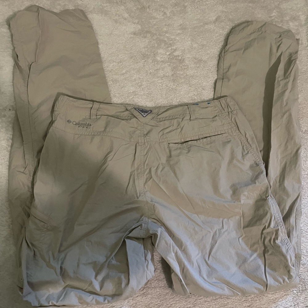Columbia zip-off pants/shorts